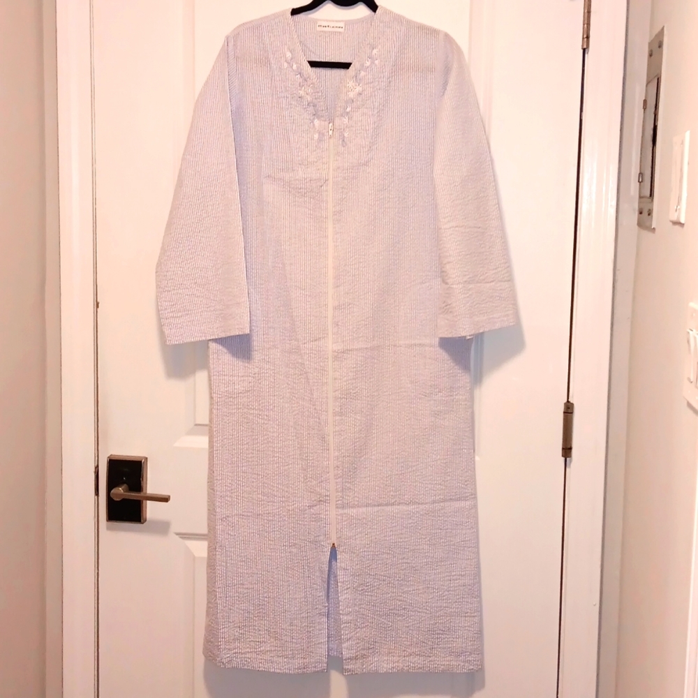 Miss Elaine  vintage  Searsucker Zippered Striped Long Robe medium